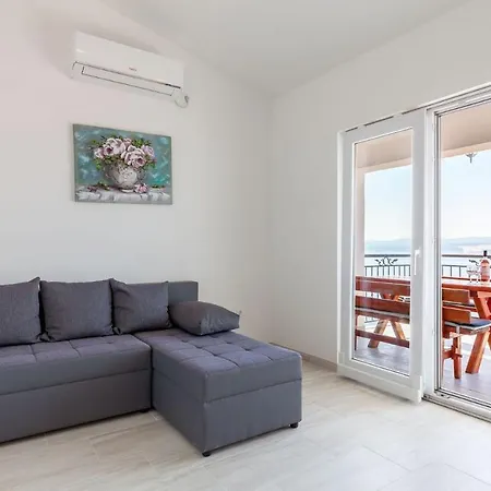 With Parking Space Stanici, Omis - 17894 Apartamento *