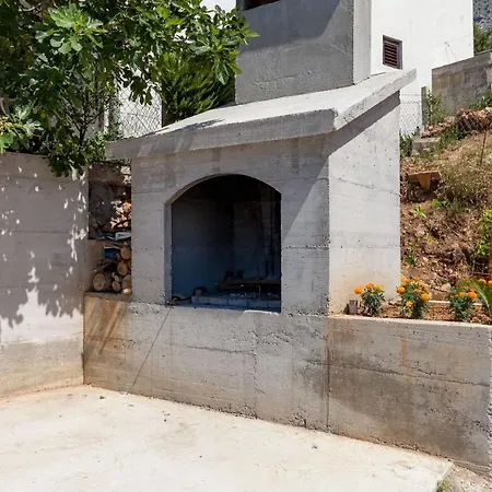 Apartamento With Parking Space Stanici, Omis - 17894 Stanici