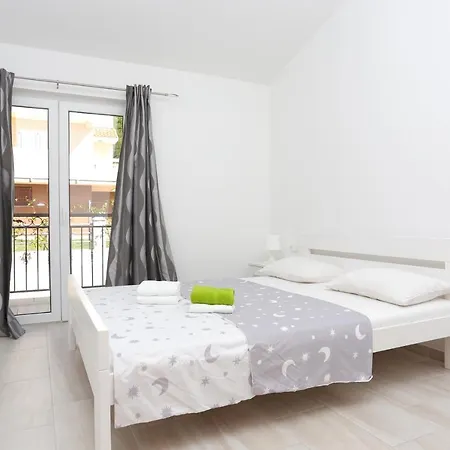 Apartamento With Parking Space Stanici, Omis - 17894
